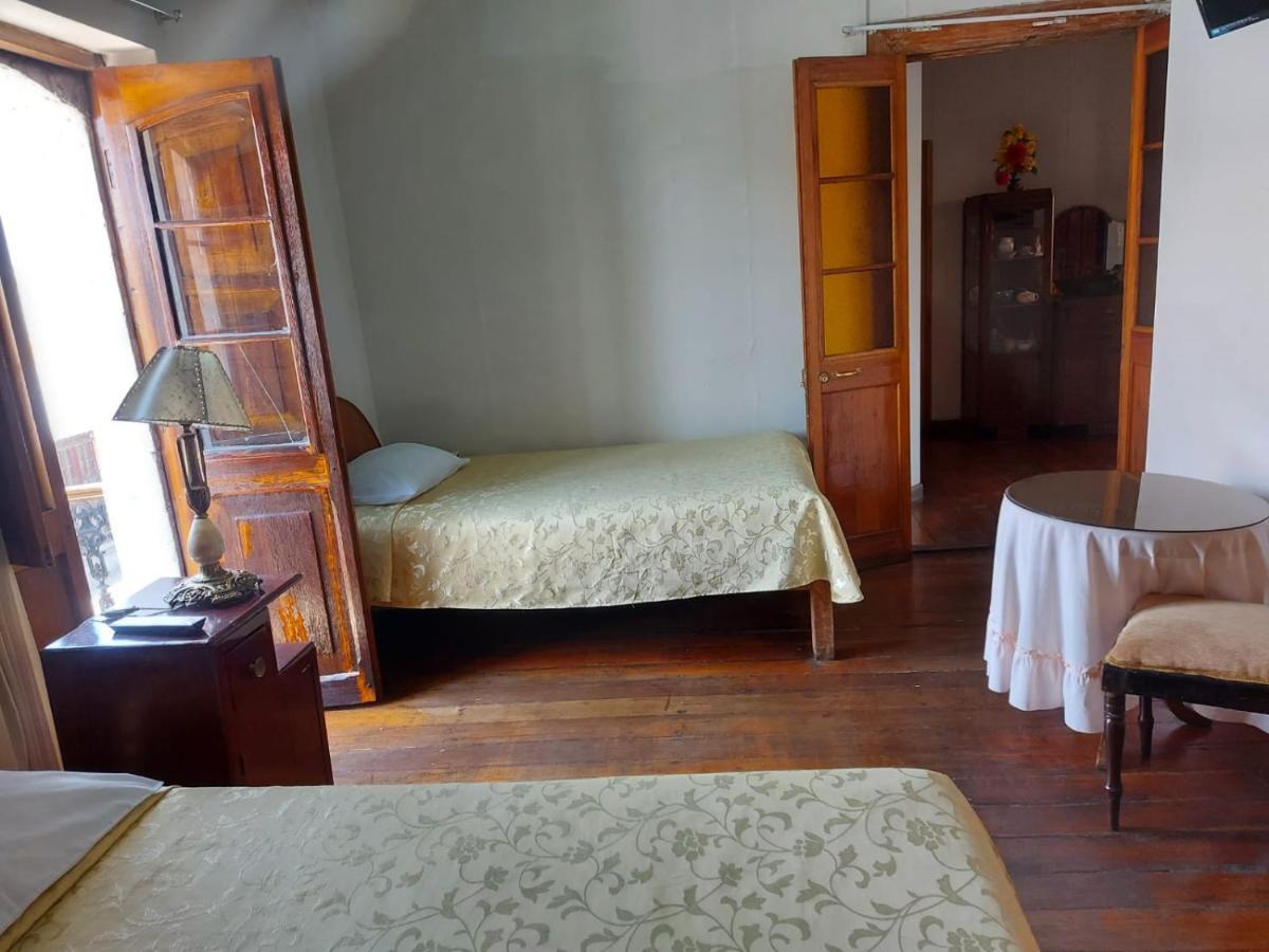 Hostal Lluvia De Oro アレキパ エクステリア 写真