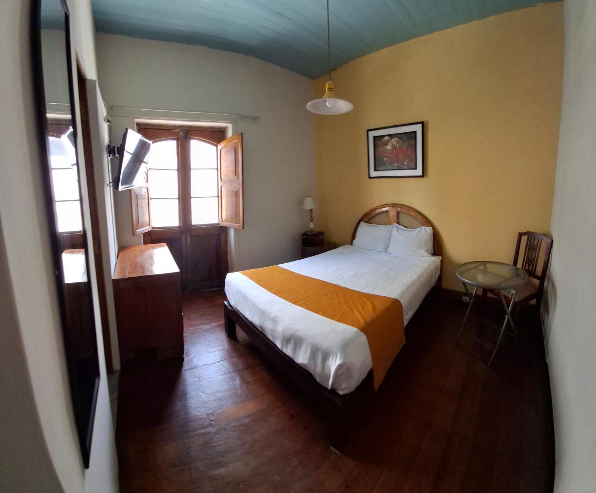 Hostal Lluvia De Oro アレキパ エクステリア 写真